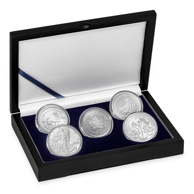 A picture of a 2024 Sovereign 1 oz Silver Coin Set